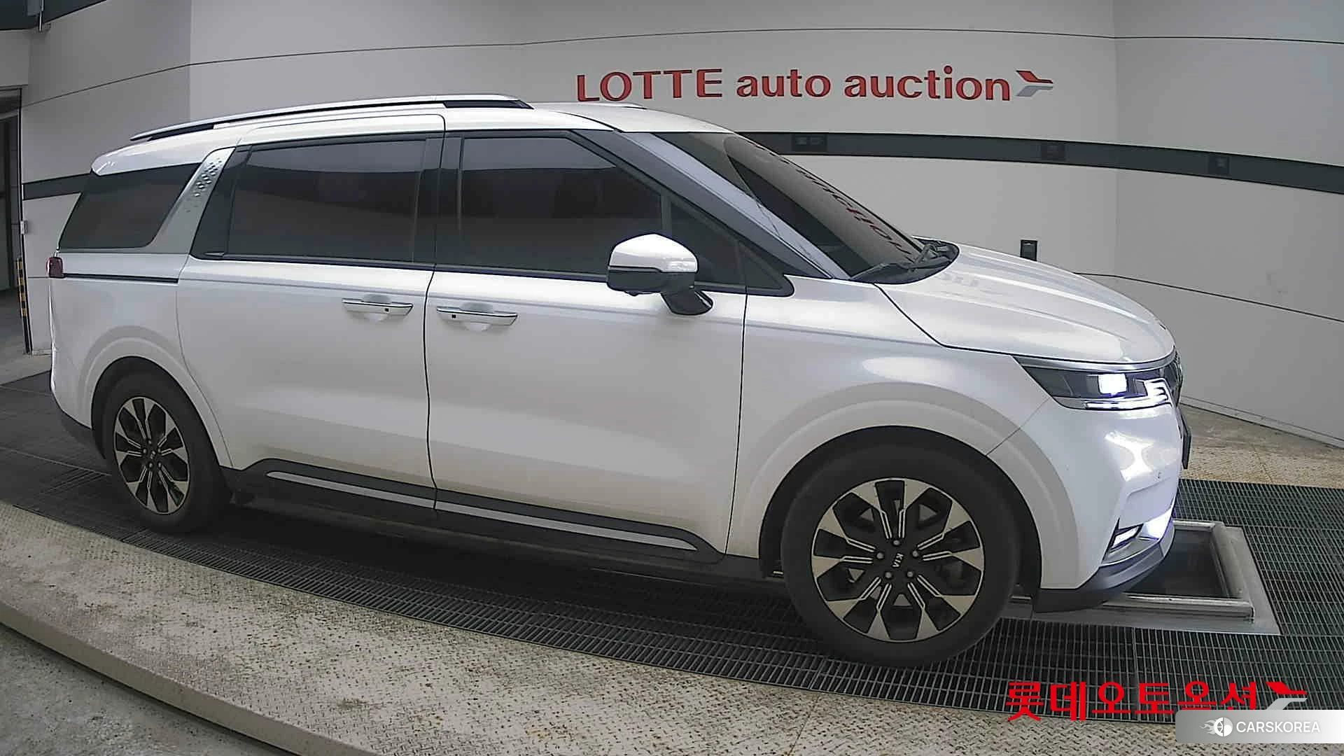 Kia Carnival Limousine id 4289576 из Кореи 8