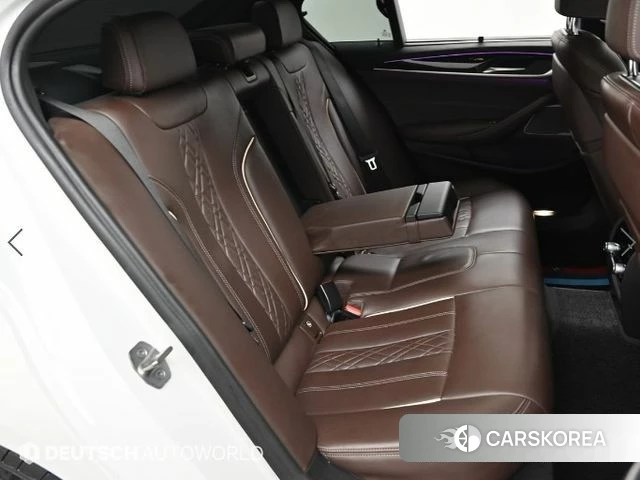 BMW 5 Series (G30) id 3898122 из Кореи 8