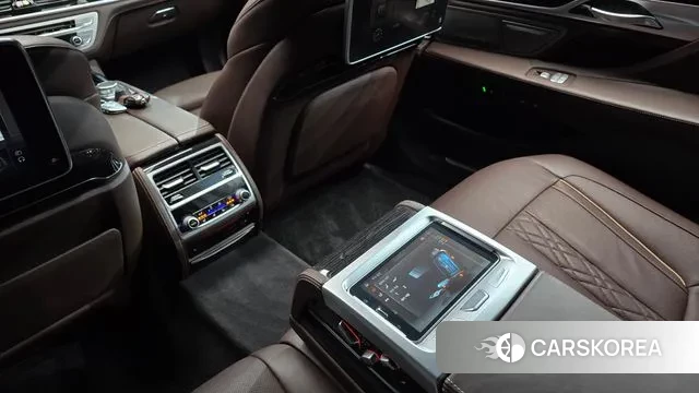 BMW 7 Series (G11) id 3474695 из Кореи 8