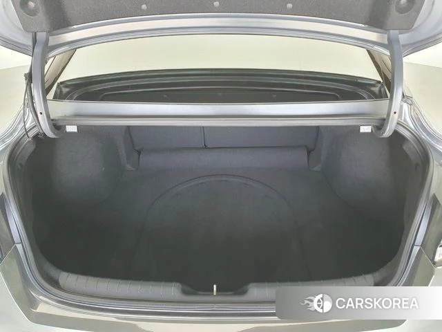 Hyundai Avante Hybrid (CN7) id 4613961 из Кореи 8