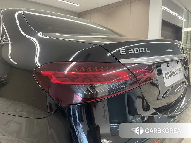 Mercedes-Benz E-class id 4299652 из Китая 8
