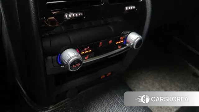 BMW 5 Series (G30) id 3661242 из Кореи 8