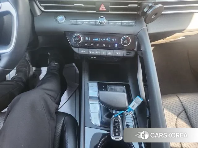 Hyundai Avante Hybrid (CN7) id 3625063 из Кореи 8