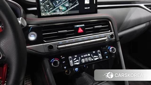 Genesis The New G70 id 3679965 из Кореи 8