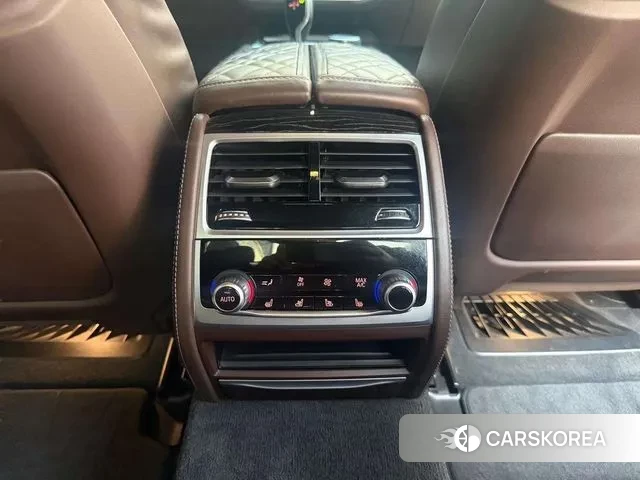 BMW 7 Series (G11) id 3686464 из Кореи 8