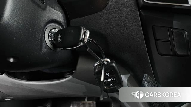 Hyundai The New Grand Starex id 4188587 из Кореи 8