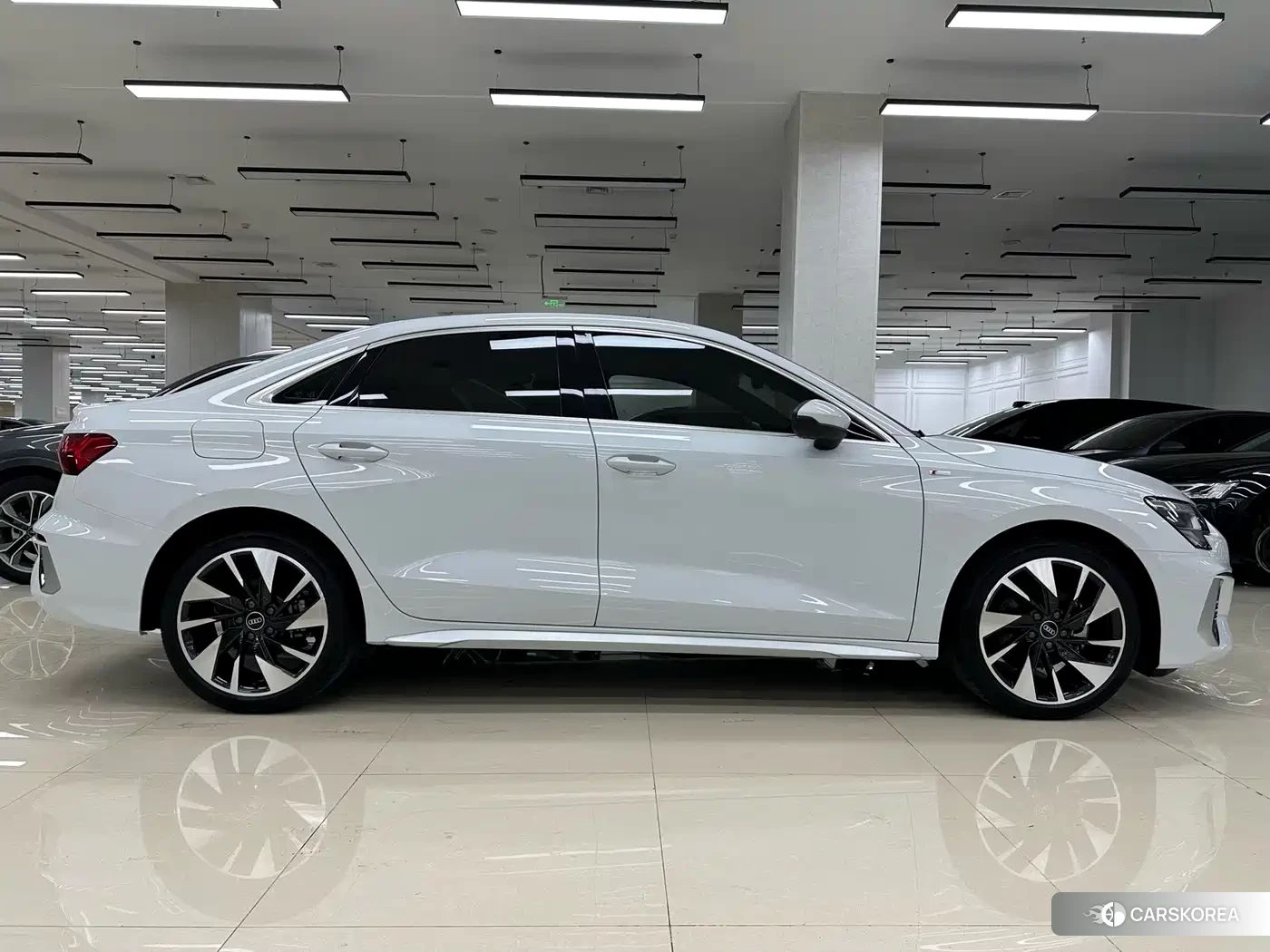 Audi A3 id 4617106 из Китая 8