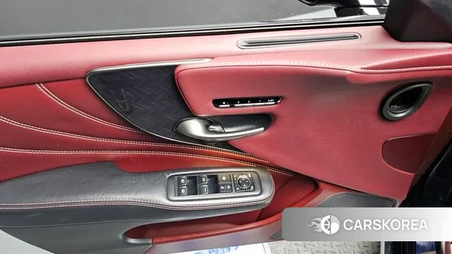 Lexus LS500h 5th generation id 3641473 из Кореи 8