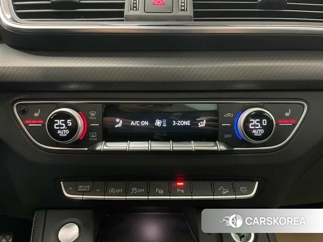 Audi Q5L id 3855983 из Китая 8