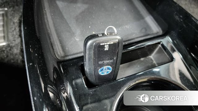 Toyota Prius 4th Generation id 4285142 из Кореи 8