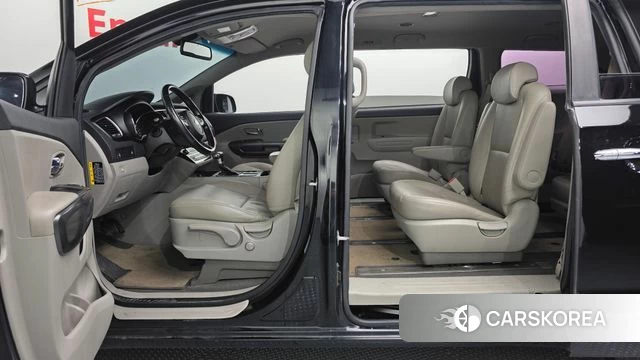 Kia The New Carnival id 4698618 из Кореи 8