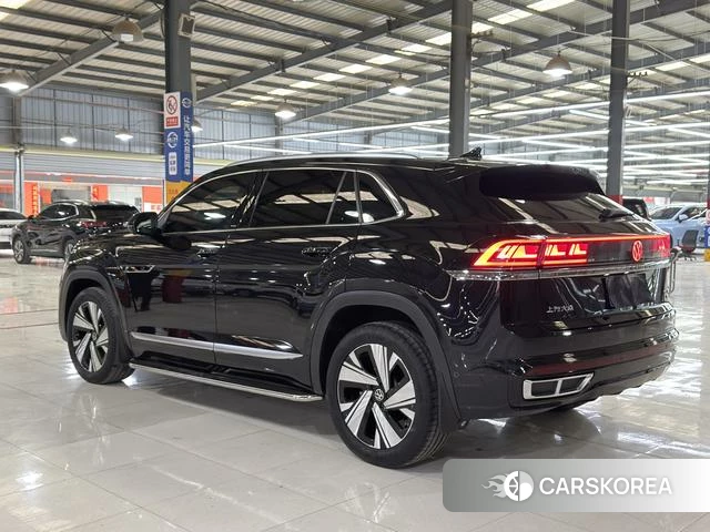 Volkswagen Tourang id 4260030 из Китая 8