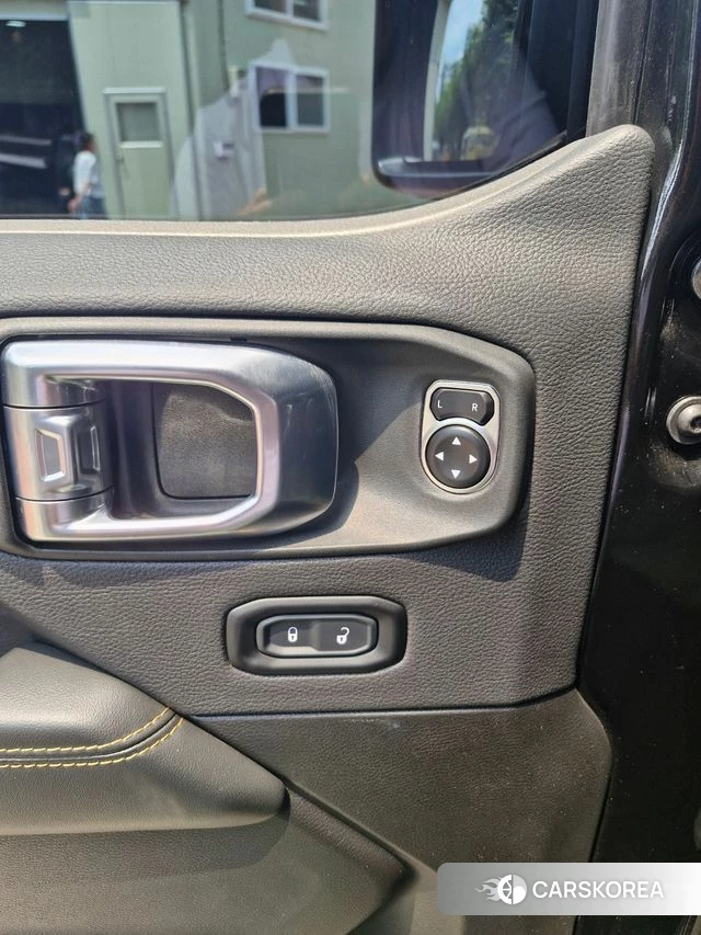 Jeep Wrangler (JL) id 4480231 из Кореи 8
