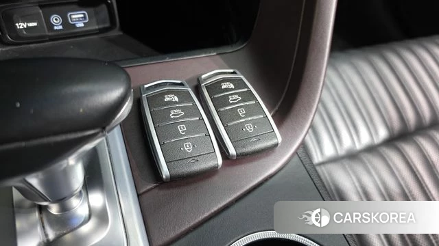 Genesis G70 id 4269378 из Кореи 8