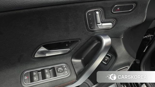 Mercedes-Benz A-Class W177 id 3807402 из Кореи 8