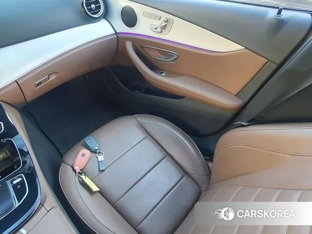 Mercedes-Benz E-Class W213 id 3451525 из Кореи 8