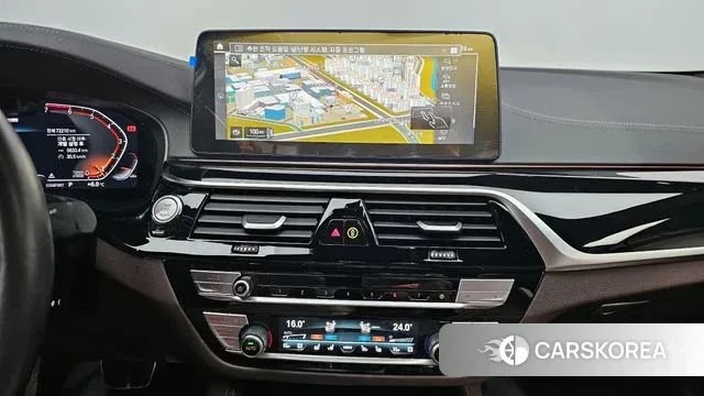 BMW 5 Series (G30) id 3420770 из Кореи 8