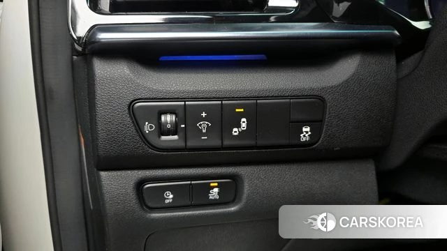 Kia Niro Plus id 3851619 из Кореи 8