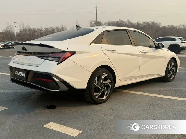 Hyundai Elantra id 4208862 из Китая 8