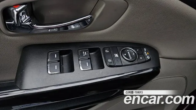 Kia The New Carnival id 2442618 из Кореи 8