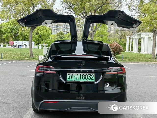 Tesla Model X id 4239064 из Китая 8