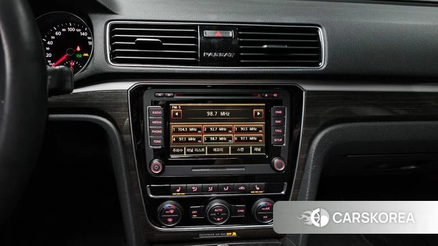 Volkswagen The New Passat id 4849963 из Кореи 8
