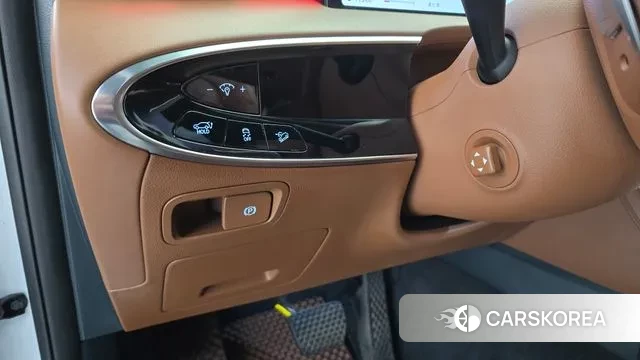 Genesis GV70 id 3471975 из Кореи 8