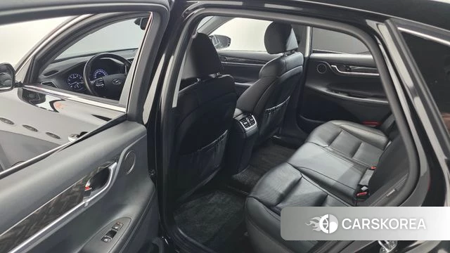 Hyundai Grandeur IG id 4339409 из Кореи 8