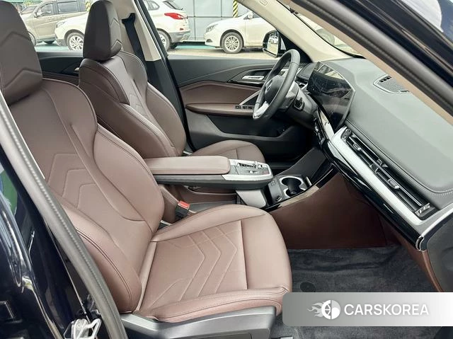 BMW X1 id 4359090 из Китая 8