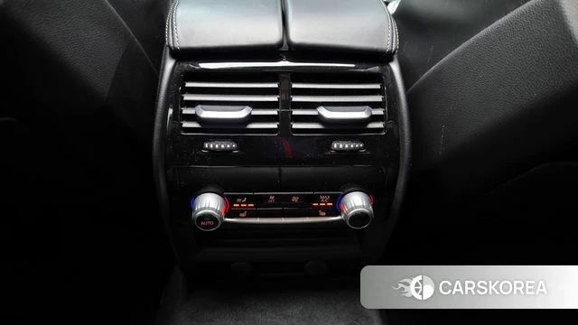 BMW 5 Series (G30) id 3893785 из Кореи 8