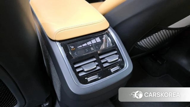 Volvo XC60 second Generation id 4186100 из Кореи 8