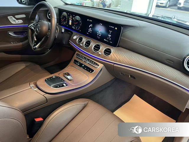 Mercedes-Benz E-class id 4275194 из Китая 8