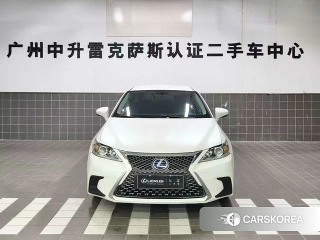 Lexus CT id 4220076 из Китая 8