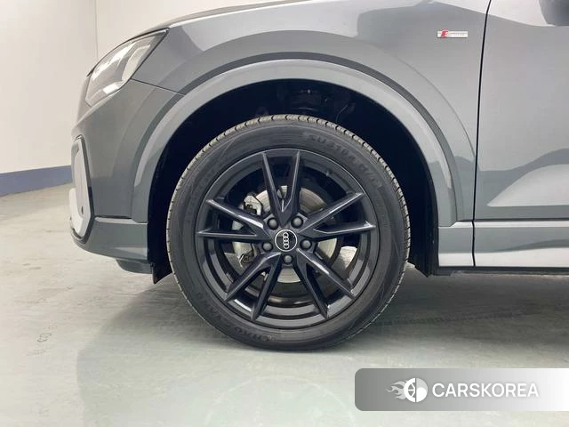 Audi Q2L id 4297678 из Китая 8