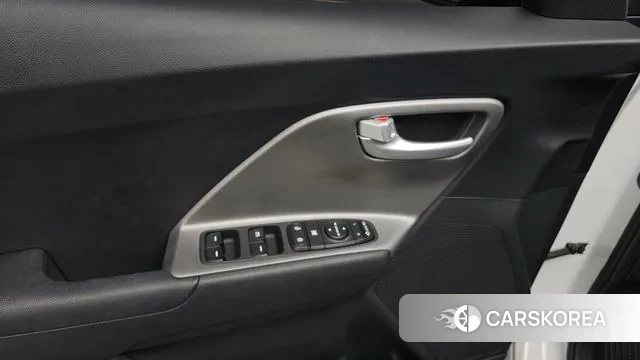 Kia Niro Plus id 3615311 из Кореи 8