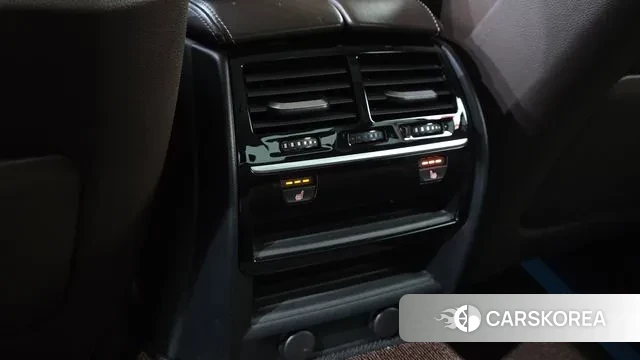 BMW 5 Series (G30) id 3687299 из Кореи 8