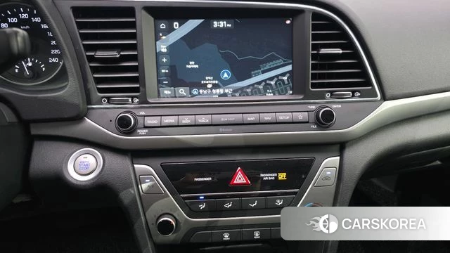 Hyundai Avante AD id 4626429 из Кореи 8
