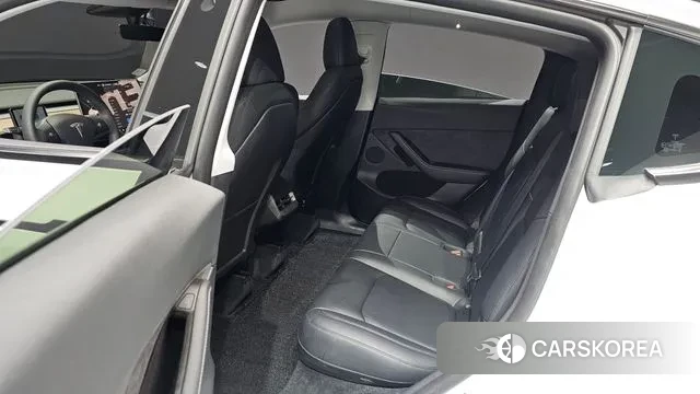 Tesla Model Y id 2884005 из Кореи 8