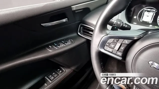 Jaguar XE id 2870597 из Кореи 8