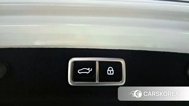 Hyundai Grandeur (GN7) id 3006982 из Кореи 8