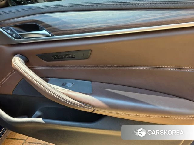 BMW 5 Series (G30) id 4508126 из Кореи 8