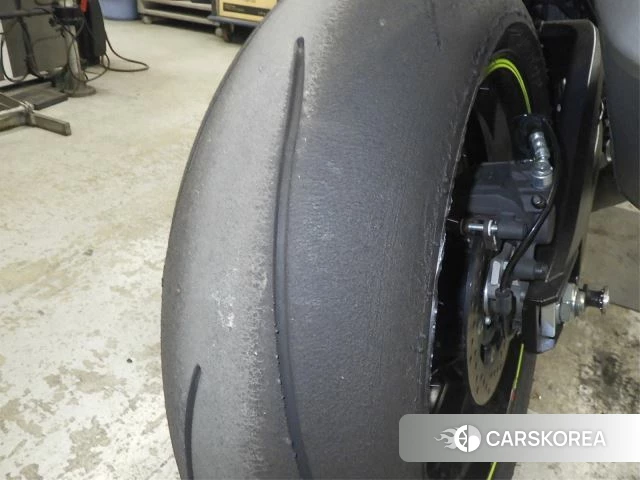 Проданный Suzuki GSX-R1000R ABS id 3999986 из Японии, фото 8