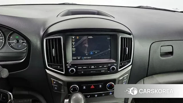 Hyundai The New Grand Starex id 3588363 из Кореи 8