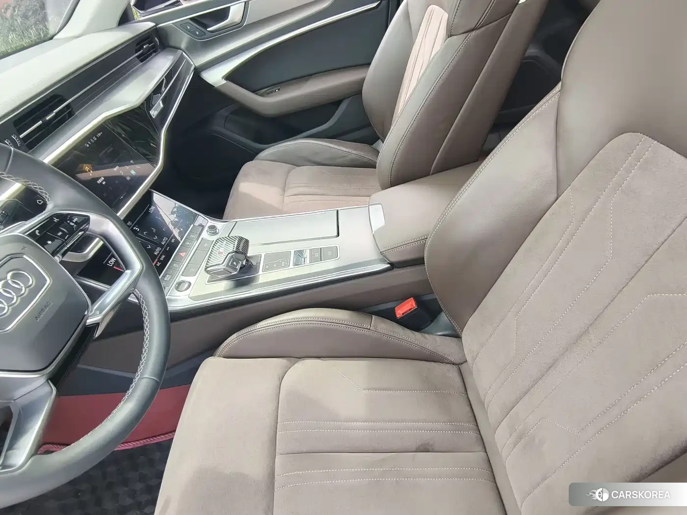 Audi A7L id 4570807 из Китая 8
