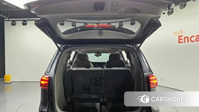 Kia The New Carnival id 3936885 из Кореи 8