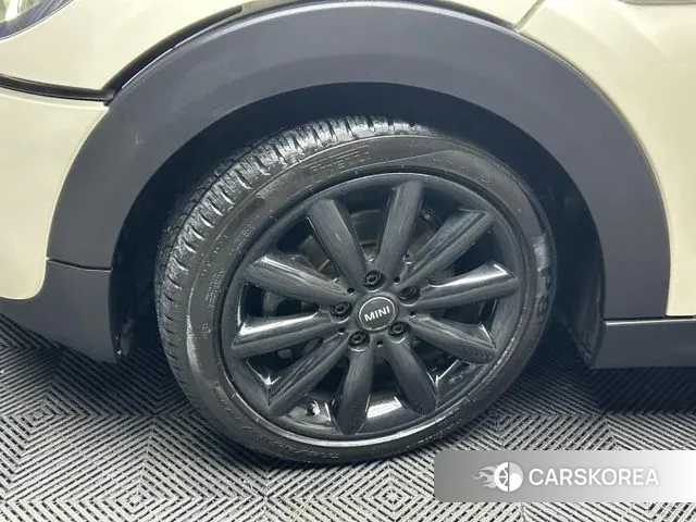 Mini Cooper S id 3742706 из Кореи 8