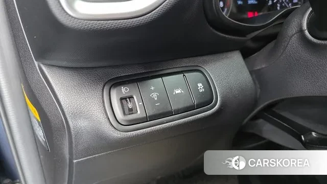 Hyundai Venue id 3681943 из Кореи 8