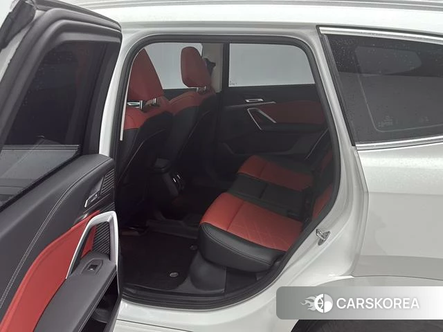 BMW iX1 id 4238789 из Китая 8