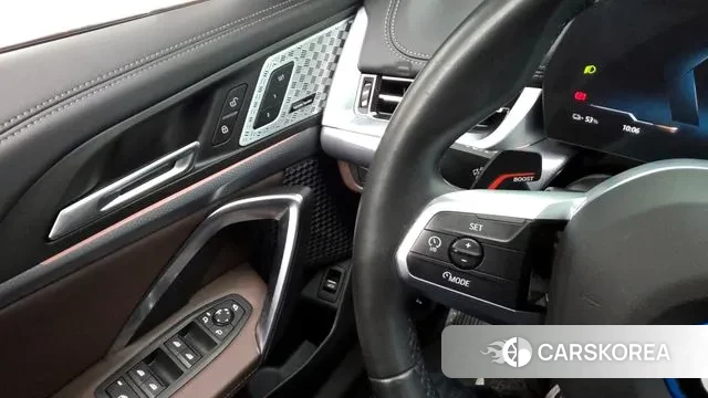 BMW iX1 (U11) id 3341659 из Кореи 8