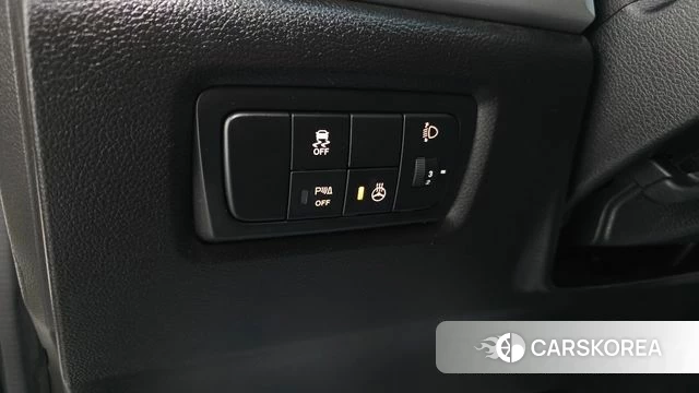 Ssangyong New Style Korando C id 3886404 из Кореи 8